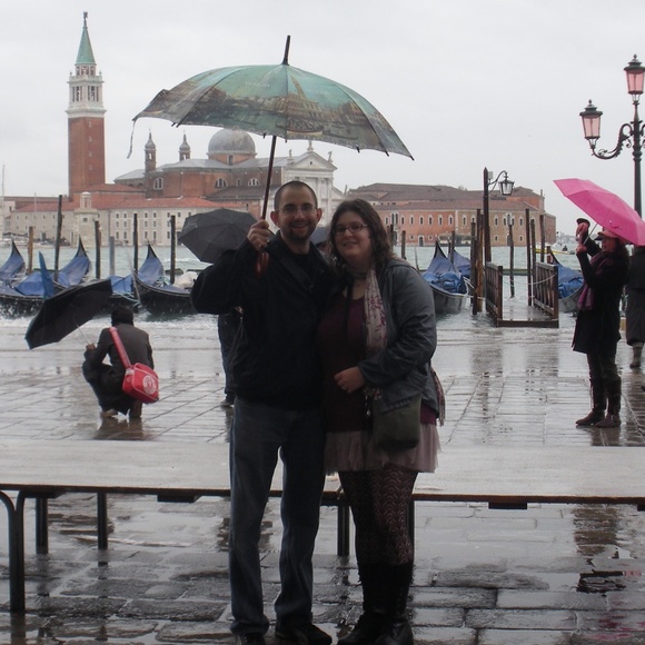 Meet your Posher, Amanda - Picture 1 of 1